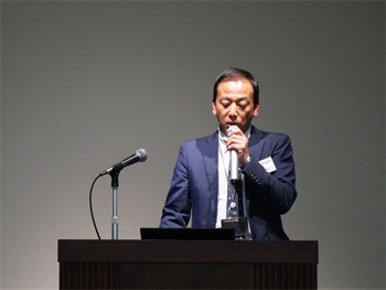 粕井事務局長
