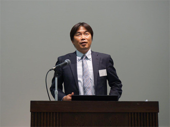 FutureOne株式会社 巻田様