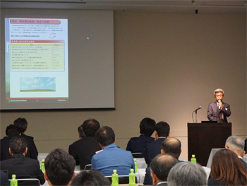 全日本電気工事業工業組合連合会 全国青年部協議会 直前理事<br>
関東電気工事青年部連合会 会長 梁瀬 恭一 様