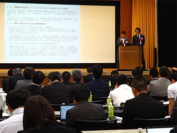 全日本電気工事業工業組合連合会 全国青年部協議会 直前理事<br>
関東電気工事青年部連合会 会長 梁瀬 恭一 様